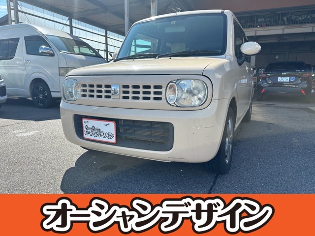 ライト類もしっかり真心を込めて磨いています！目が透き通っているとかっこよく見えますよね♪