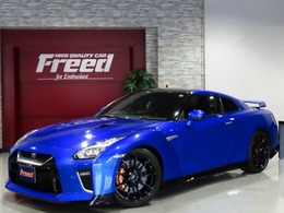 日産 GT-R 3.8 トラックエディション engineered by nismo 4WD MY20 OPワンガンブルーOPカーボンルーフNIS