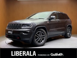 ジープ グランドチェロキー トレイルホーク 4WD 限定車　ACC　純正ナビ　バックカメラ　半