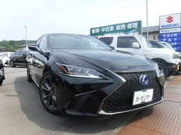 レクサス ES 300h Fスポーツ 赤色本革シート　マークレビンソン