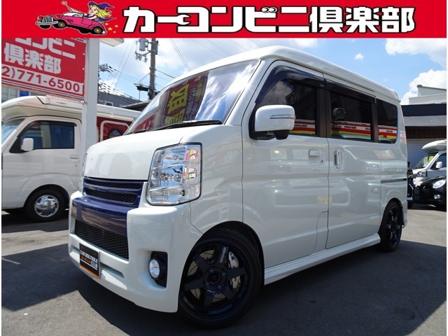 ターボ車のエブリィワゴンが入庫いたしました♪  車高調・キャリパーキット・コートテクトガラス　パワースライドドア　8インチフルセグナビ　バックカメラ等装備が充実のお買得車です！ TEL072-771-6500
