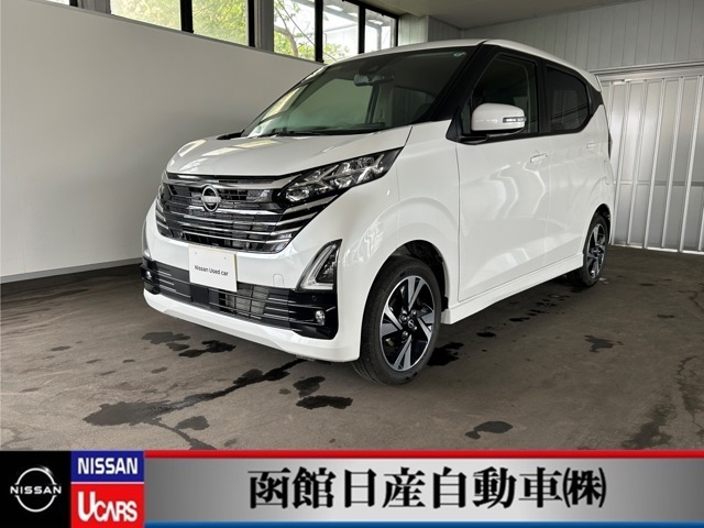 日産「デイズ」天井も高いので圧迫感を感じさせません。