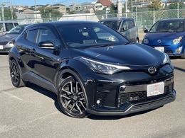 トヨタ C-HR ハイブリッド 1.8 S GR スポーツ 禁煙　純正ナビ　セーフティセンス