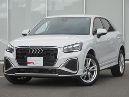 アウディ Q2 35 TFSI Sライン コンビニエンス＆アシスタンス 認定中古車