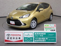 トヨタ アクア 1.5 G 試乗車 メモリーナビ　全周囲カメラ　LED