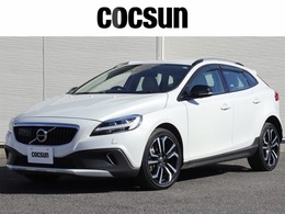 ボルボ V40クロスカントリー T5 AWD サマム 4WD harman/kardon　ソフトベージュ本革シート