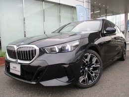 BMW 5シリーズツーリング 523d xドライブ Mスポーツ ディーゼルターボ 4WD 20AW ACC 純正TV全方位カメラHUDデモ禁煙