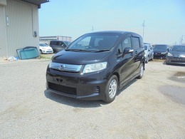 ホンダ フリードスパイクハイブリッド 1.5 