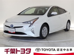 トヨタ プリウス 1.8 S 