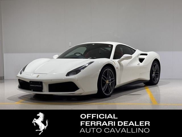 認定中古車　フロントサスペンションリフター　カーボンファイバードライバーゾーン　カーボンファイバーセンターブリッジ　カーボンファイバーダッシュボードインサートパネル　カーボンファイバーリアエアダクト