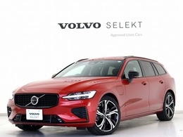 ボルボ V60 リチャージ アルティメット T6 AWD プラグイン ハイブリッド 4WD PHEV サンルーフ Google ドラレコ 黒革