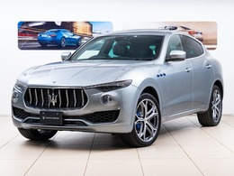 マセラティ レヴァンテ GT ハイブリッド 4WD 認定保証2年付　プレミアムパッケージ＆コ