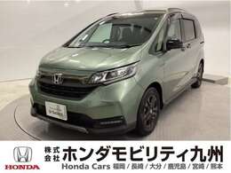 ホンダ フリード+ 1.5 クロスター ブラックスタイル ナビ　フルセグ　リヤカメラ
