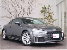 アウディ TT クーペ 45 TFSI クワトロ Sラインパッケージ 4WD マトリクス Sスポーツシート コンフォートP