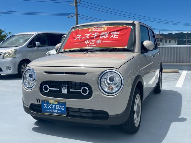 プレミアム中古車につき、納車日から3年間の保証付き！ LEDが闇夜を明るく照らします！オートライト装備！
