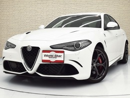 アルファ　ロメオ ジュリア 2.9 V6 ビターボ クアドリフォリオ 専用カーボンエクステリア/19inAW/FシートH