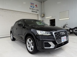 アウディ Q2 30 TFSI スポーツ バーチャルコックピット　バックカメラ