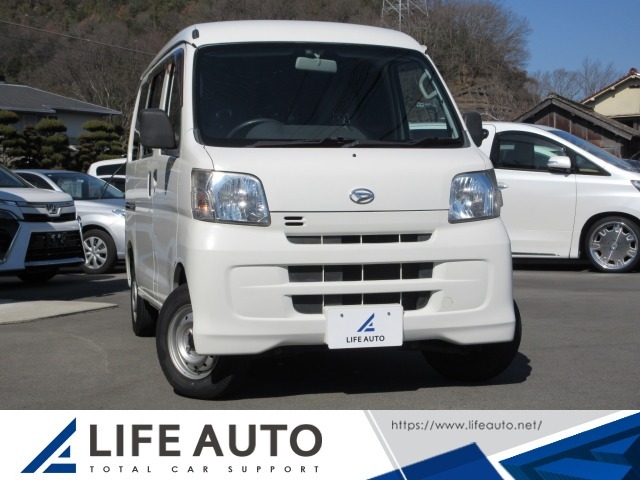 この度はLIFE AUTO（ライフオート）の展示車をご覧頂き、誠に有難うございます！当店は『仕入れに徹底的にこだわり、本当にオススメ出来るお車のみを厳選し展示しております！』安心して愛車選びを楽しんで下さい♪