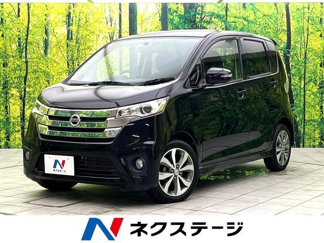 純正ナビ　全周囲カメラ　禁煙車　オートエアコン　オートライト　ETC