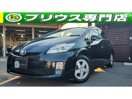 トヨタ プリウス 1.8 L 純正7インチナビ・ETC・Pスタ・CD・DVD