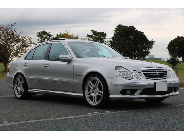 2006年式　E55　ブリリアントシルバー　修復歴無し