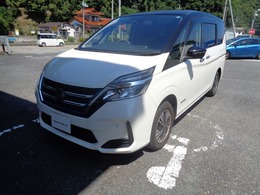 日産 セレナ 1.2 e-POWER XV 