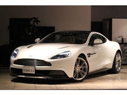 アストンマーティン ヴァンキッシュ タッチトロニック2 D車 右H 2+2シ-ト キルティングシ-ト バン