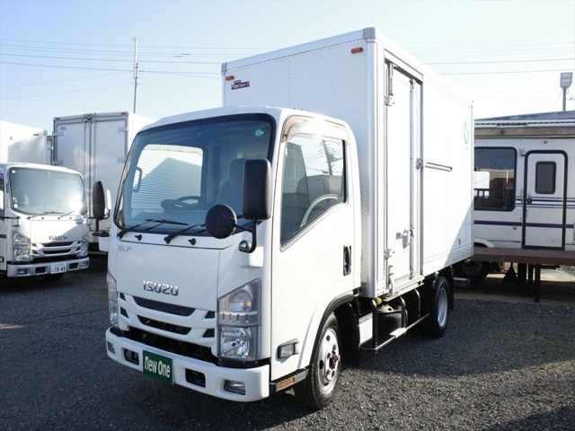 TPG-NMS85AN 3000ccディーゼルターボ NOXPM法＆都県市条例適合ともに適合！フリーハブパートタイム4WD　スイッチにて2駆と4駆の切り替えができます！