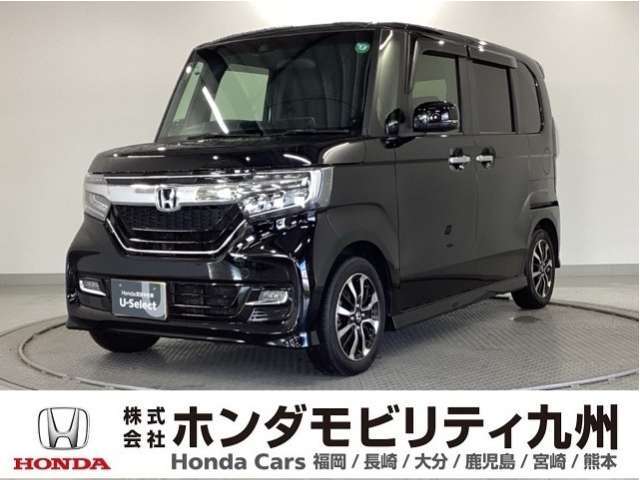 N-BOX カスタムG・Lホンダセンシングです。ホンダセンシングを標準装備したこの車両は、パワースライドドアや、フォグライト、LEDヘッドライト等、充実装備です。