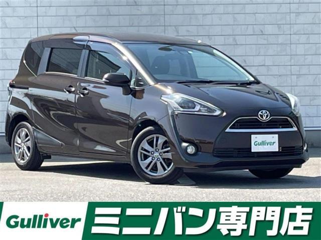 社外7型SDナビ（ワンセグTV/CD/DVD/BT）　トヨタセーフティセンス　両側パワスラ　ETC　純正LEDヘッドライト　純正アルミホイール　純正フロアマット　スマートキー　プッシュスタート
