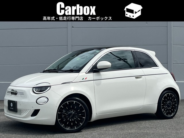 総在庫100台！！各メーカーの高年式・低走行車を1店舗で比較ができます！
