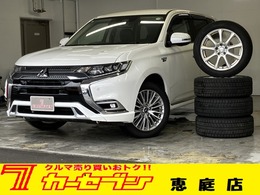 三菱 アウトランダーPHEV 2.4 G 4WD 夏冬タイヤ付き 充電ケーブル 社外ナビ 全