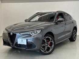 アルファ　ロメオ ステルヴィオ 2.0 ターボ Q4 ヴェローチェ 4WD 