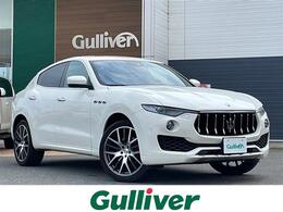 マセラティ レヴァンテ 3.0 4WD ドライバーアシスタンスPKG サンルーフ 左