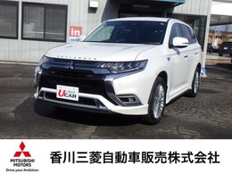 三菱 アウトランダーPHEV 2.4 G プラスパッケージ 4WD 純正スマホ連携Dオーディオ＆全方位カメラ
