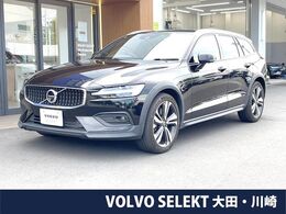 ボルボ V60クロスカントリー T5 AWD プロ 4WD 認定中古車　ナッパレザーシート　茶革シー