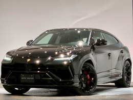 ランボルギーニ ウルス ペルフォルマンテ 4WD OP677万/Nero Noctis/23AW/Red caliper
