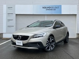 ボルボ V40クロスカントリー T5 AWD サマム 4WD 本革・AWD・バックカメラ・純正ナビ・ETC