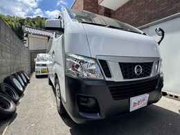 日産 NV350キャラバンワゴン 2.5 DX ロングボディ 低床 