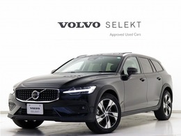 ボルボ V60クロスカントリー プラス B5 AWD 4WD サンルーフ Google ドラレコ 48V 白革 18AW