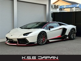 ランボルギーニ アヴェンタドールロードスター LP700-4 ピレリ エディション 4WD 