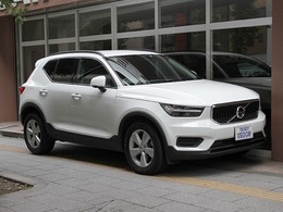 ボルボ XC40 T4 