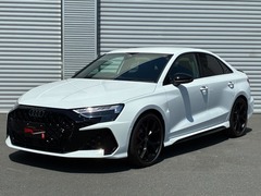 RS3セダン