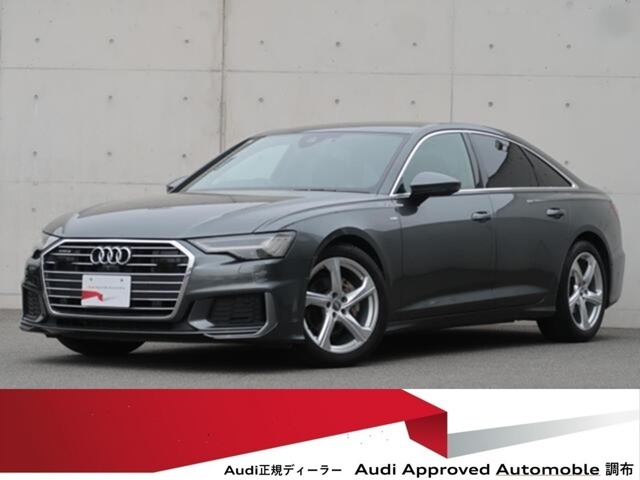 AUDIの特徴シングルフレームグリルは力強さとエレガントな雰囲気を醸し出します。