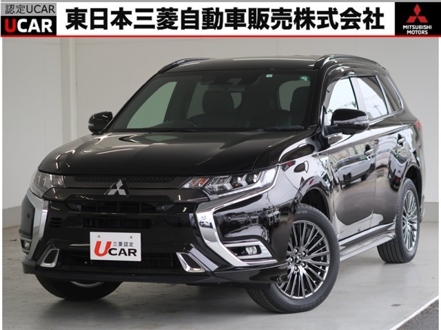 令和2年式　アウトランダーPHEV　4WD　オールブラックスエディション　純正ナビ☆バックカメラ☆禁煙車☆車検整備付☆本革シート☆が入荷いたしました。