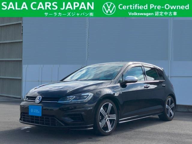 Golf R（ディープブラックパールエフェクト）