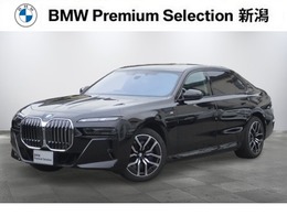 BMW i7 xドライブ60 Mスポーツ 4WD ACC　Pガラスサンルーフ　ヘッドアップD　B