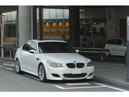BMW M5 5.0 ホワイトレザーインテリア　KW車高調
