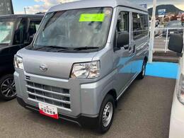 ダイハツ ハイゼットカーゴ 660 デラックス 4WD パートタイム4WD　CVT　660cc