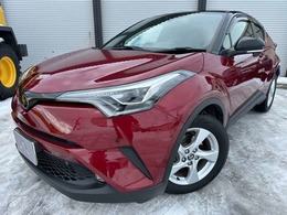 トヨタ C-HR 1.2 S-T LED パッケージ 4WD スマートキー　エンスタ　冬タイヤ